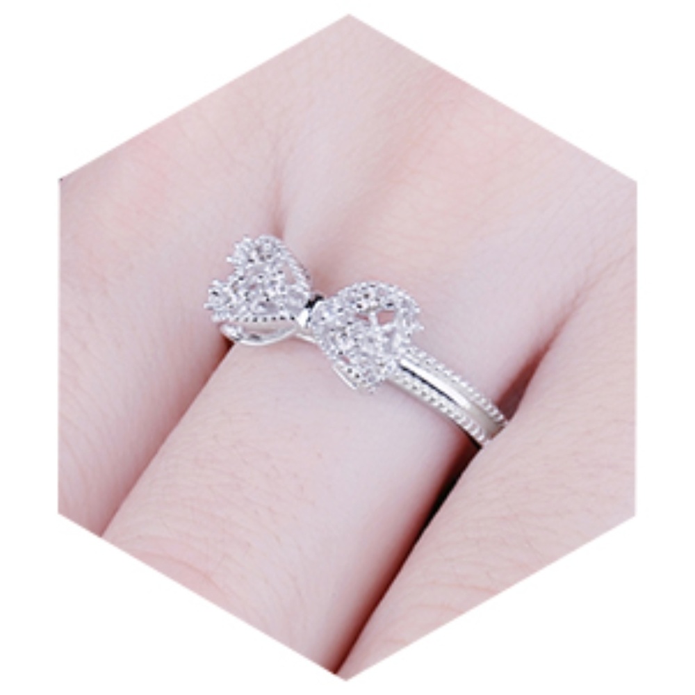 🎀 Anniversary Bow Sterling Silver Ring 💍 - Picture 7 of 8